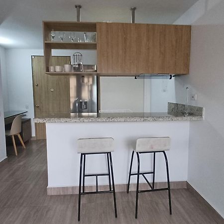 Aparta Estudios Zona 10 亚美尼亚 外观 照片