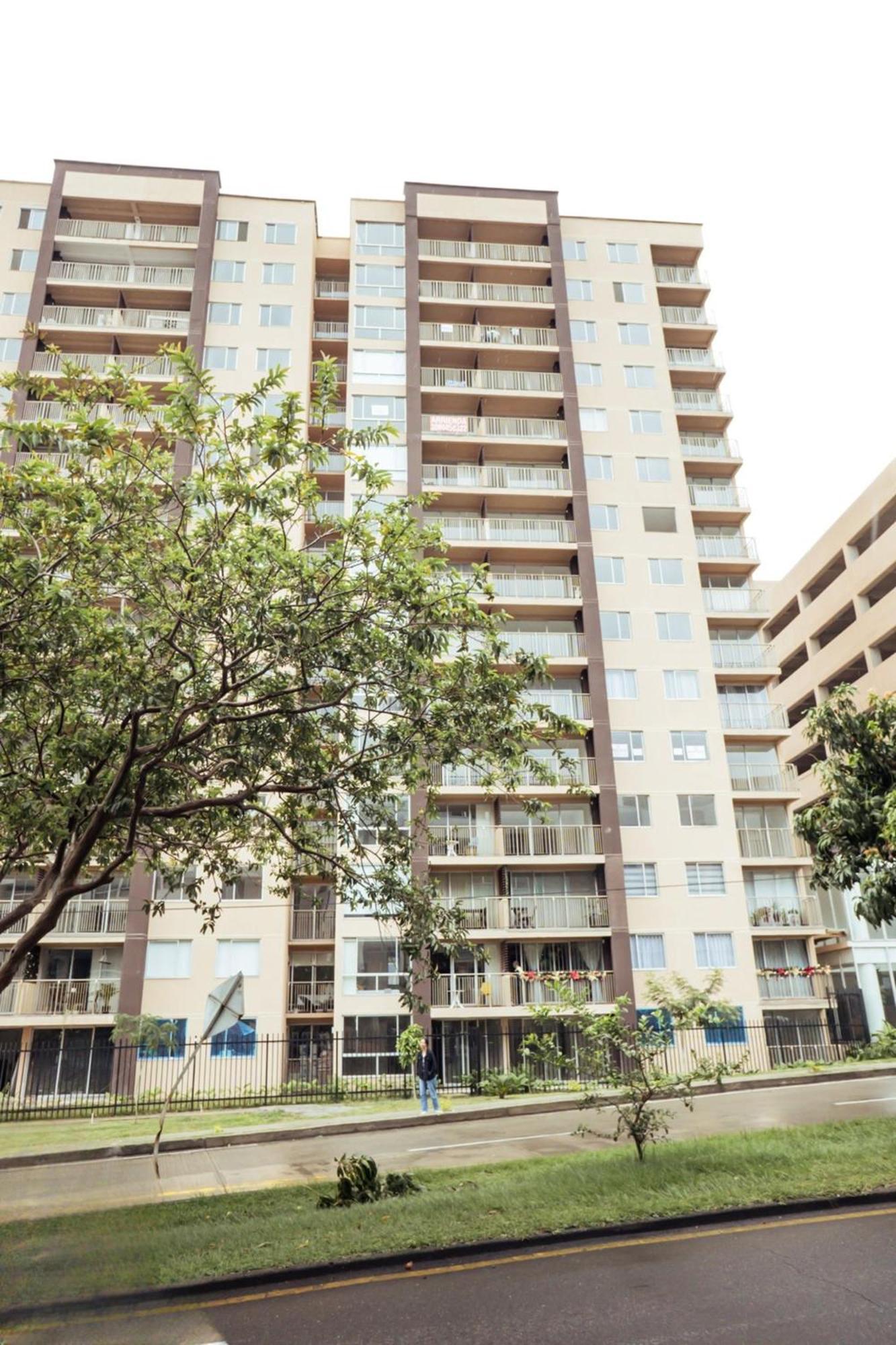 Aparta Estudios Zona 10 亚美尼亚 外观 照片